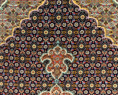 3'6"x5' Fine Hand-Knotted Wool & Silk Blend Tabrize Mahi Area Rug