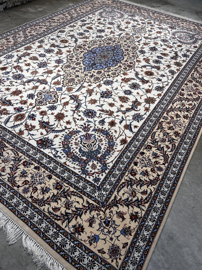 8'6"x12' Extra Fine Hand-Knotted Wool & Silk Isfahane Rug