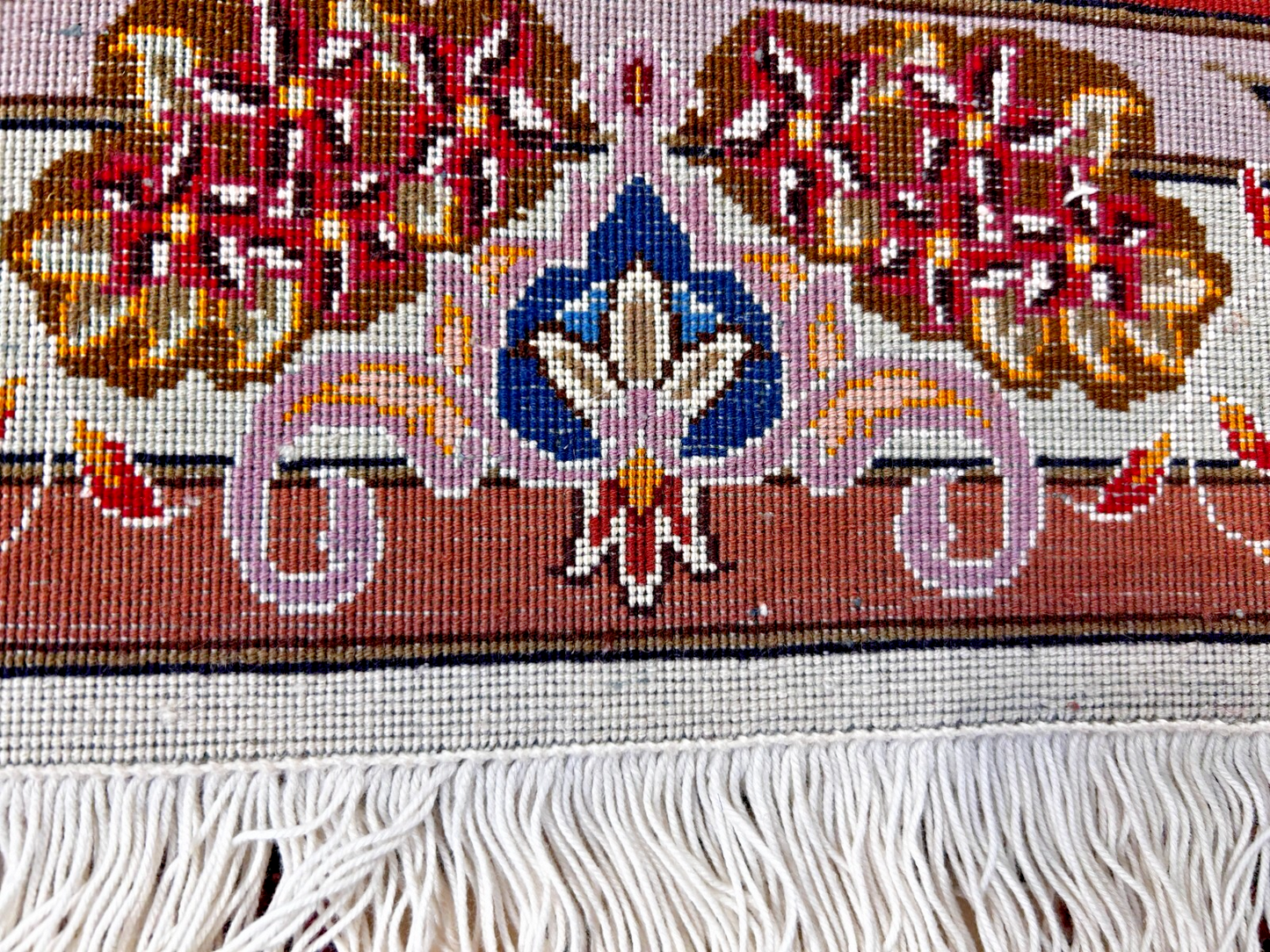 8'4"x11'7'' Very Fine Hand-Knotted Silk & Wool Tabrize Area Rug - Carpet