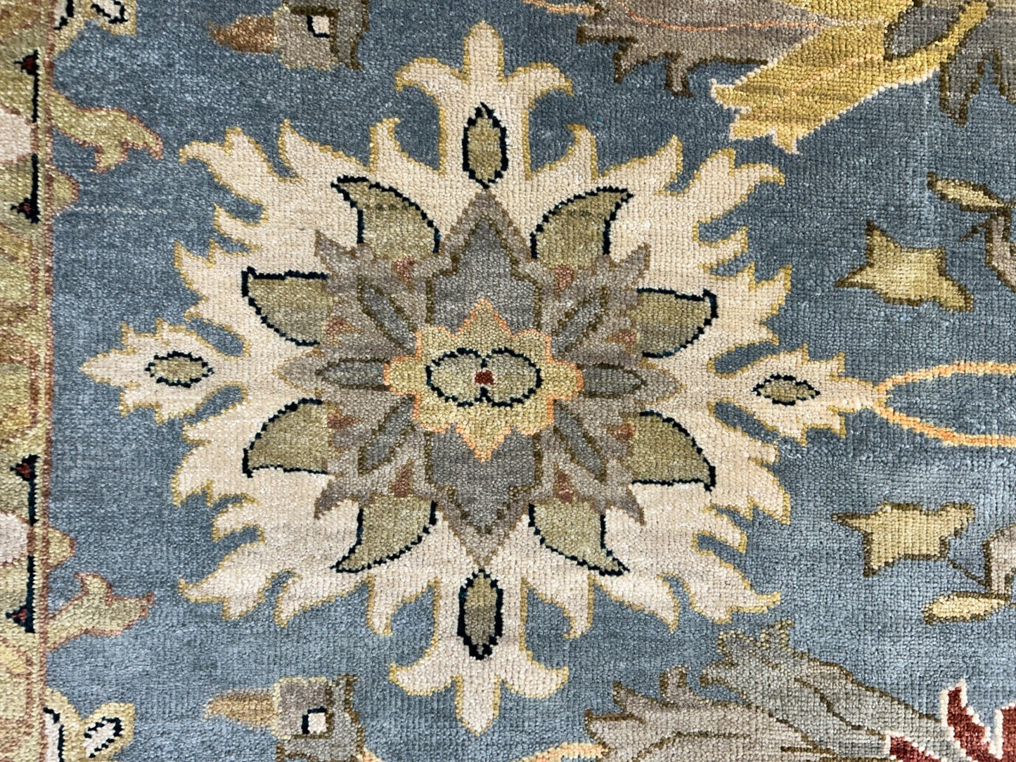 9'x12' Hand-Knotted 100% Wool Pile Mahal Design Carpet - Area Rug