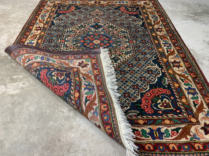 3'5"x5'2'' Hand-Knotted 100% Wool Bakhtiarie Area Rug - Area Carpet