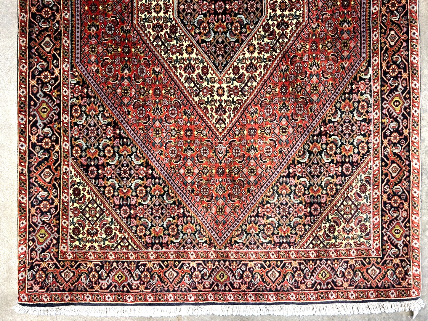 3'8"x5'8" Hand-Knotted 100% Wool Bidjare Carpet - Area Rug