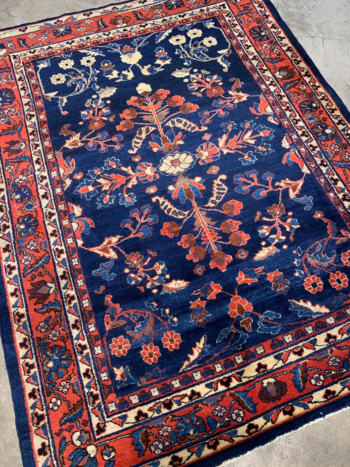 5'1"x6'6" Collector Antique Hand-Knotted 100% Wool Pile Lilihane Rug