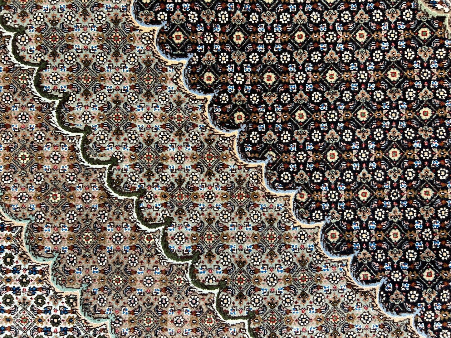 6'7"x9'10" Fine Hand-Knotted Wool & Silk Blend Tabrize Mahi Carpet - Area Rug