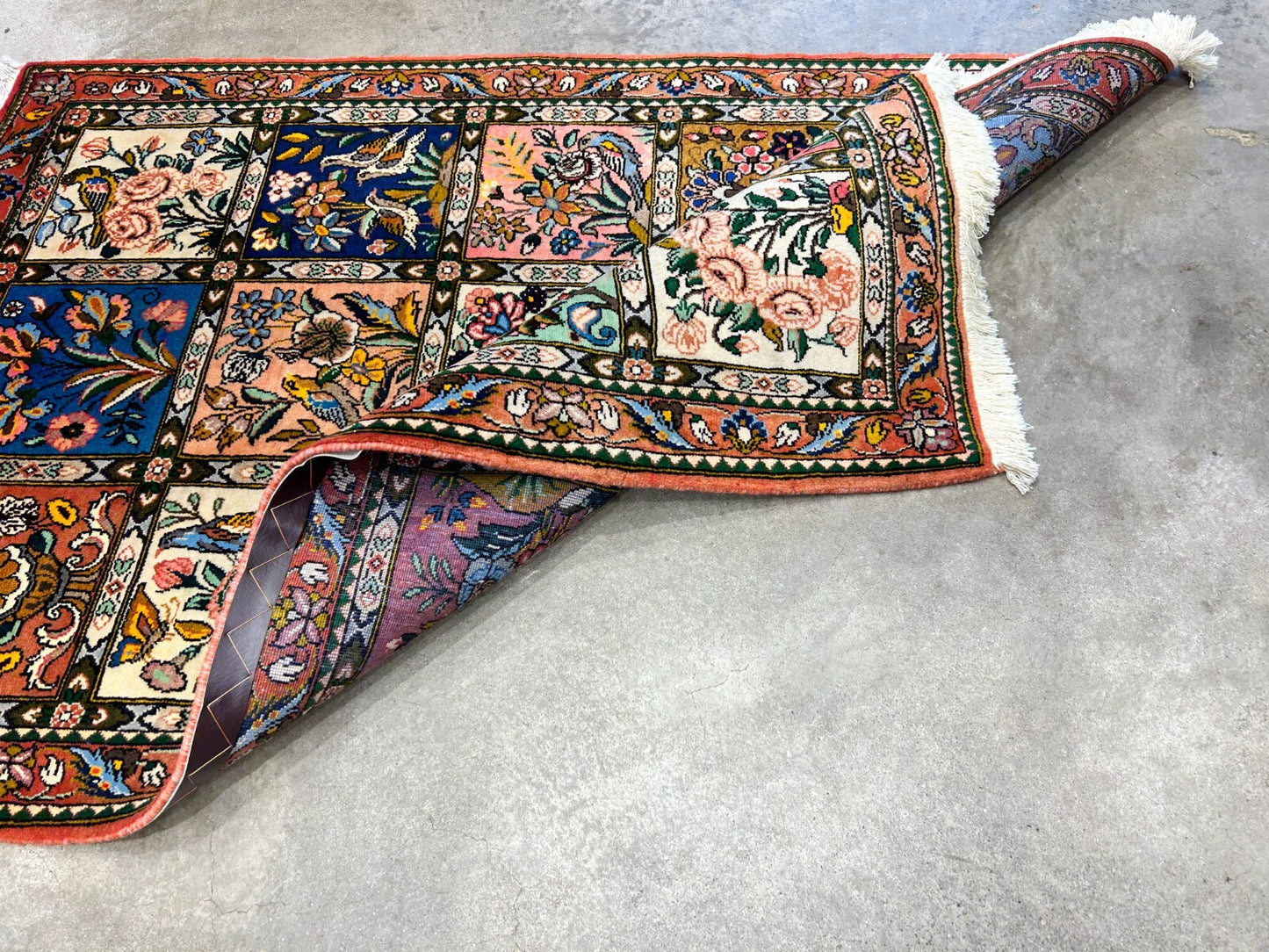 3'5"x5'2" Hand-Knotted 100% Lamb Wool Bakhtiarie Carpet - Area Rug