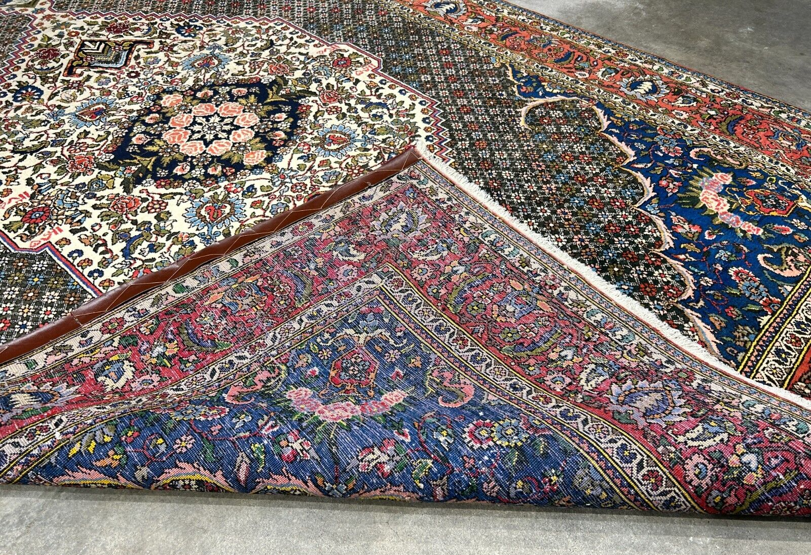 6'7"x9'9" Hand-Knotted 100% Wool Pile Bakhtiarie Carpet - Area Rug