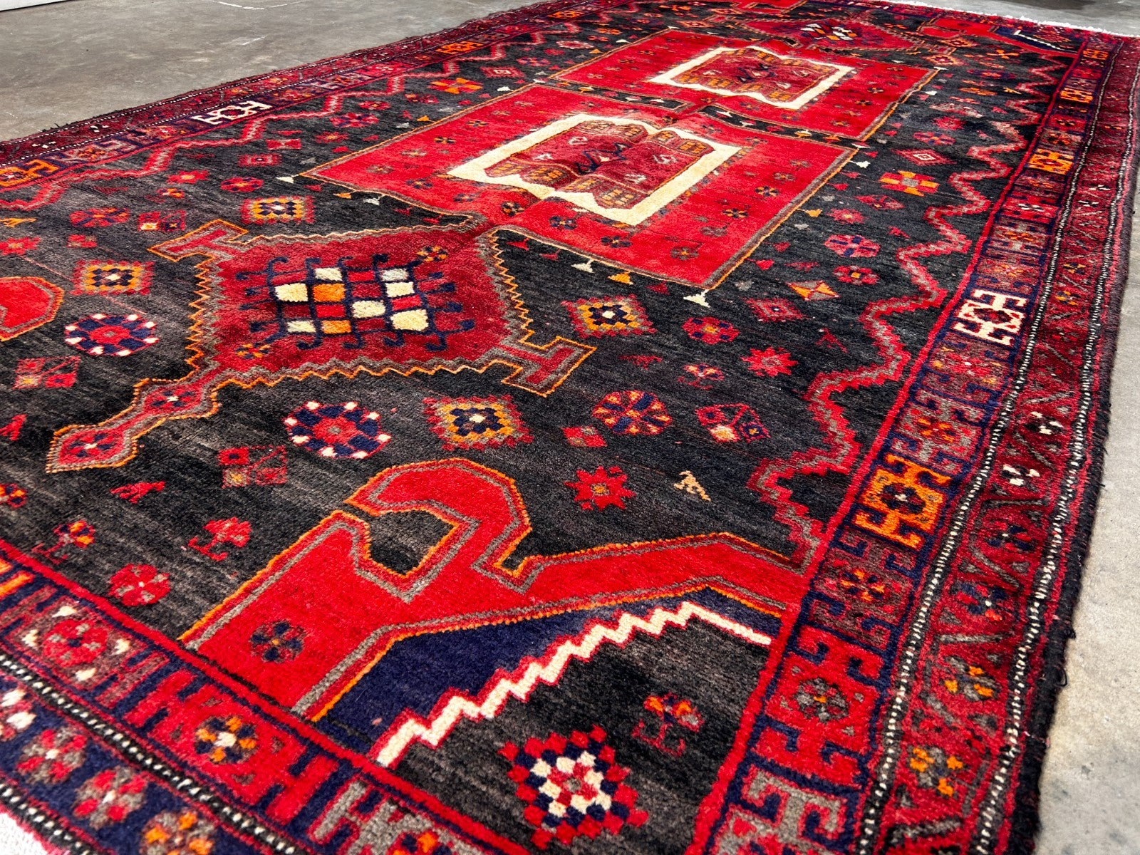 4'10" x 9'5" Hand-Knotted 100% Wool Pile Hamadane Area Rug - Carpet