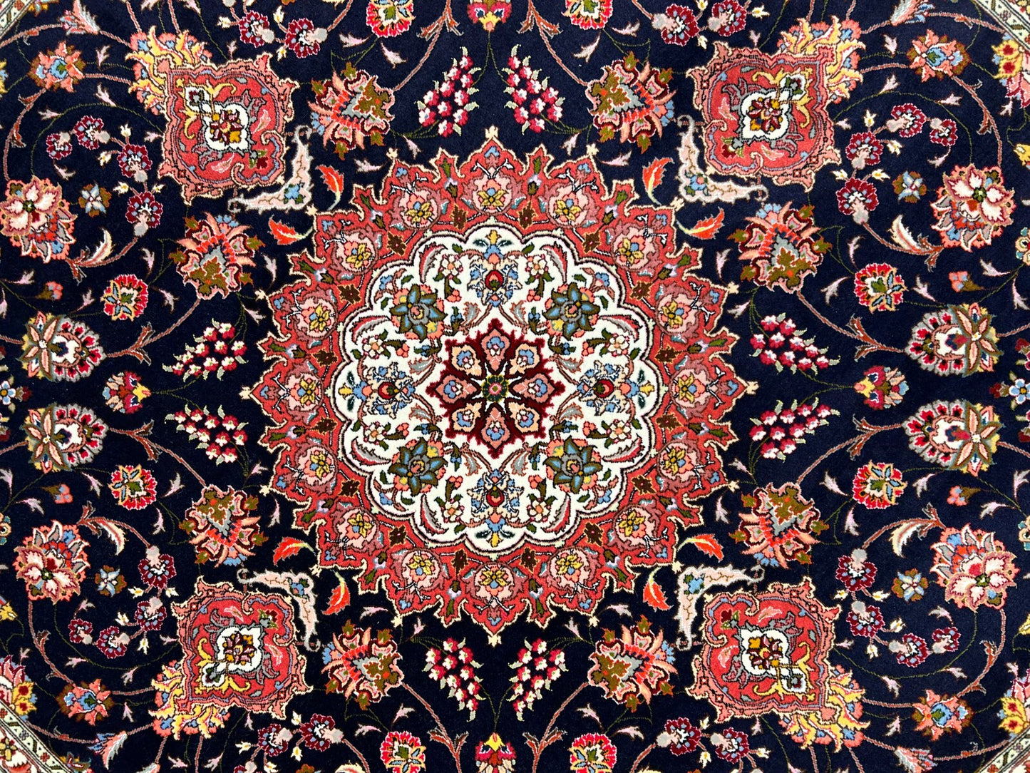 6'5"x6'7" Fine Hand-Knotted Wool & Silk Tabrize Rug - Area Carpet