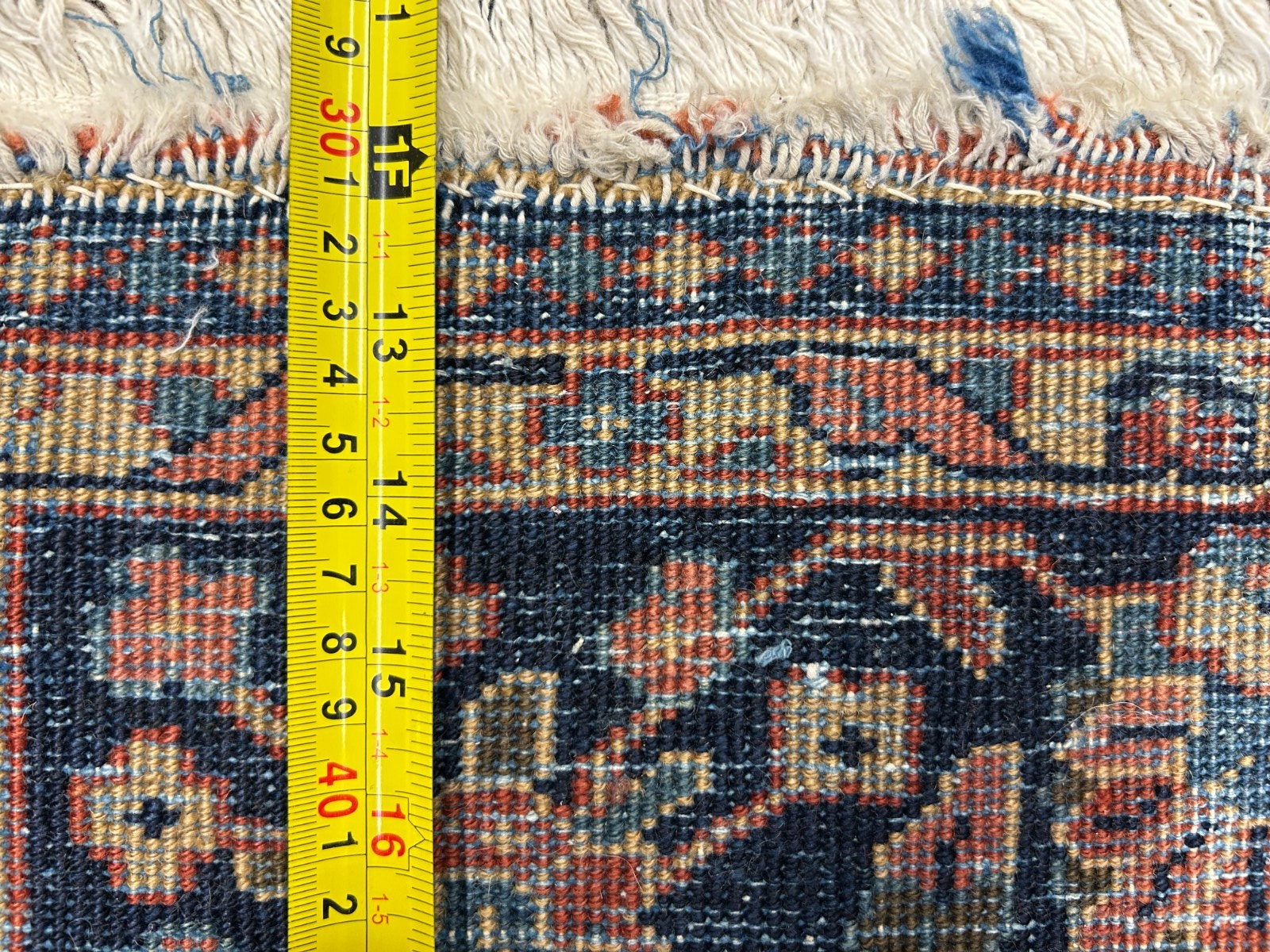 4'9"x6'3" Collector Antique Hand-Knotted 100% Wool Sarouke Rug