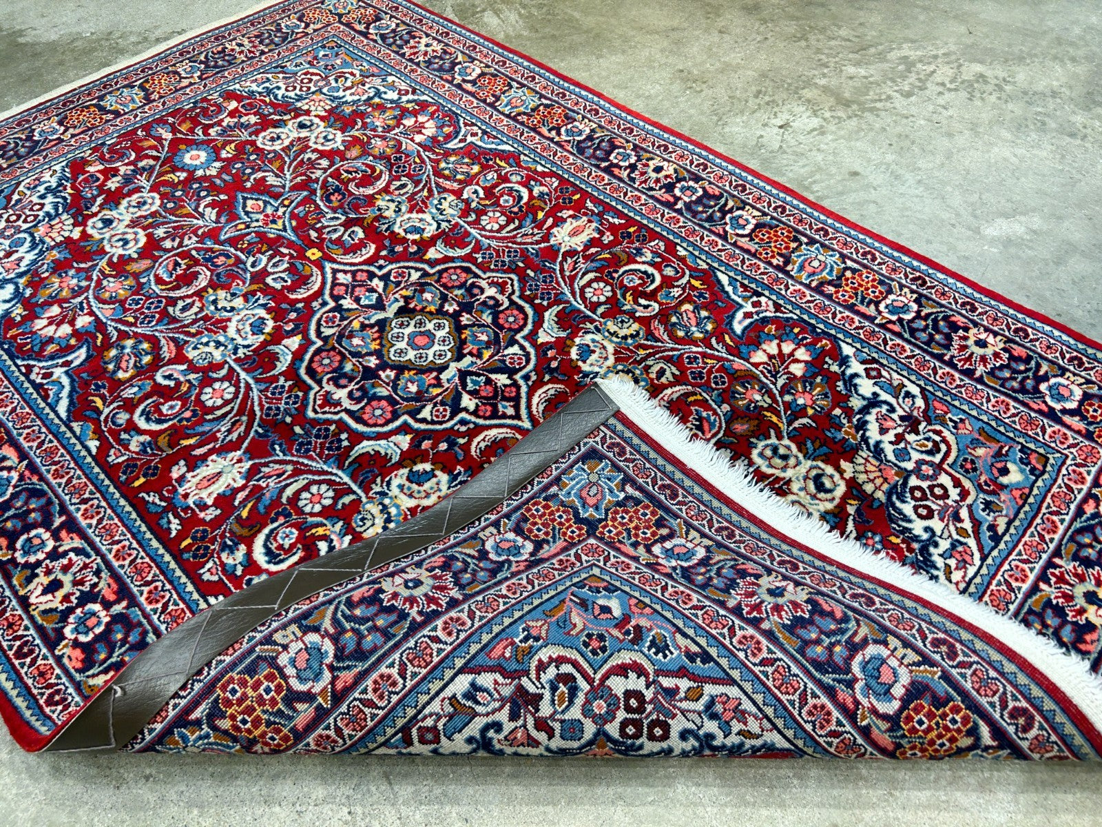 3'5"x5'2" Hand-Knotted 100% Wool Pile Sarouke Rug