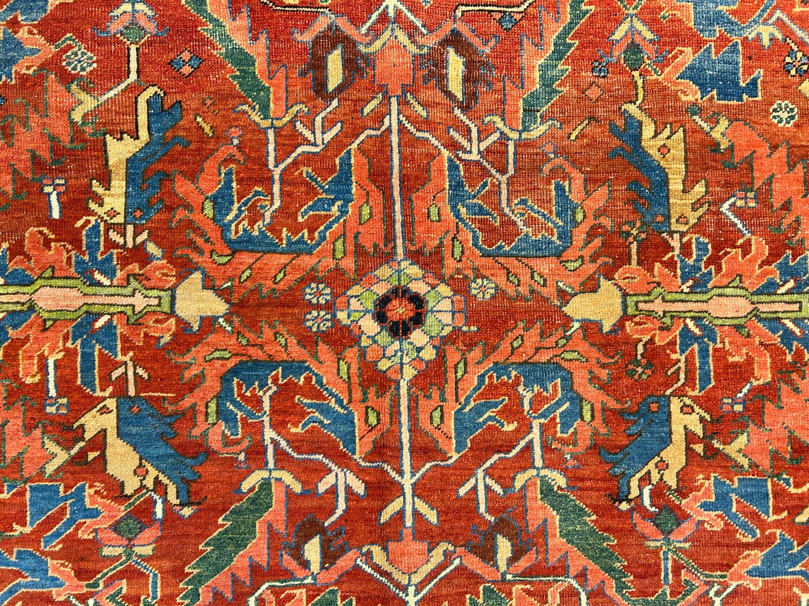 Collector Item - 9'x12'4" Antique Fine Wool Herize Serapy Hand-Knotted Rug