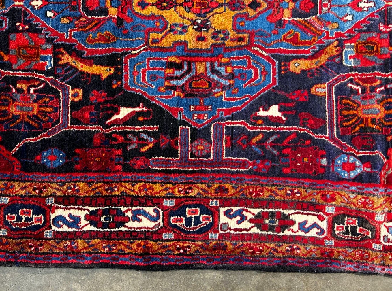 5'3" x 10'11" Hand-Knotted 100% Lamb Wool Pile Nahavande Area Rug - Carpet