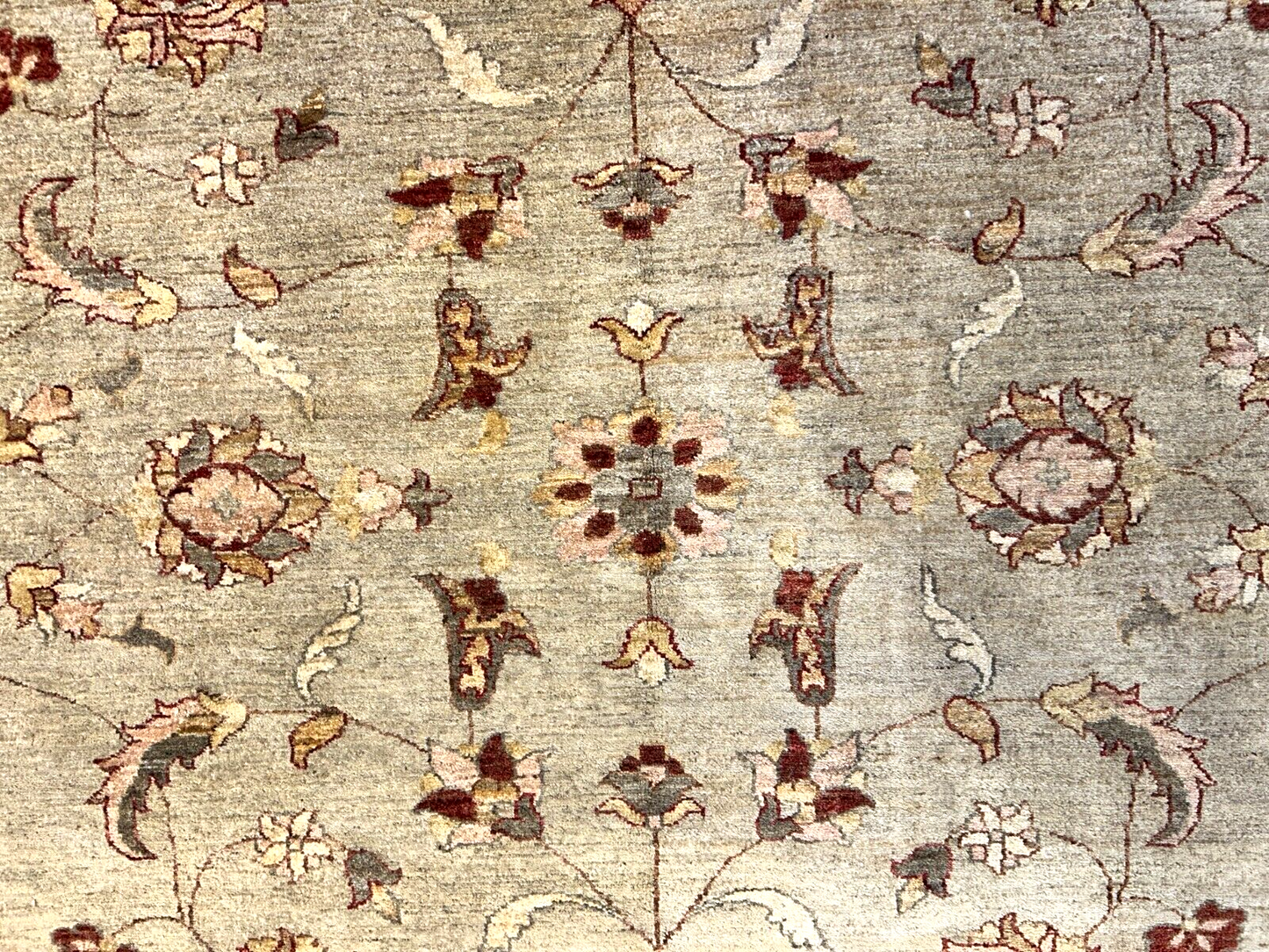 9'x12' Hand-Knotted 100% Wool Pile Indo-Agra Carpet - Area Rug