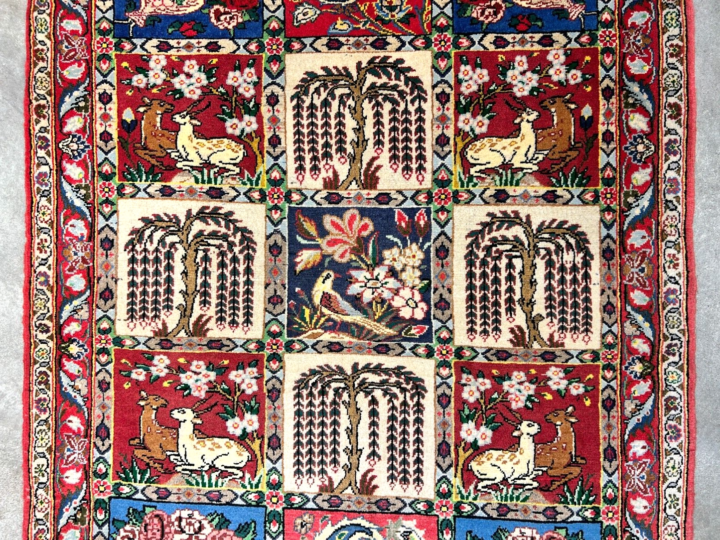 3'5"x5'2" Hand-Knotted 100% Lamb Wool Bakhtiarie Carpet - Area Rug