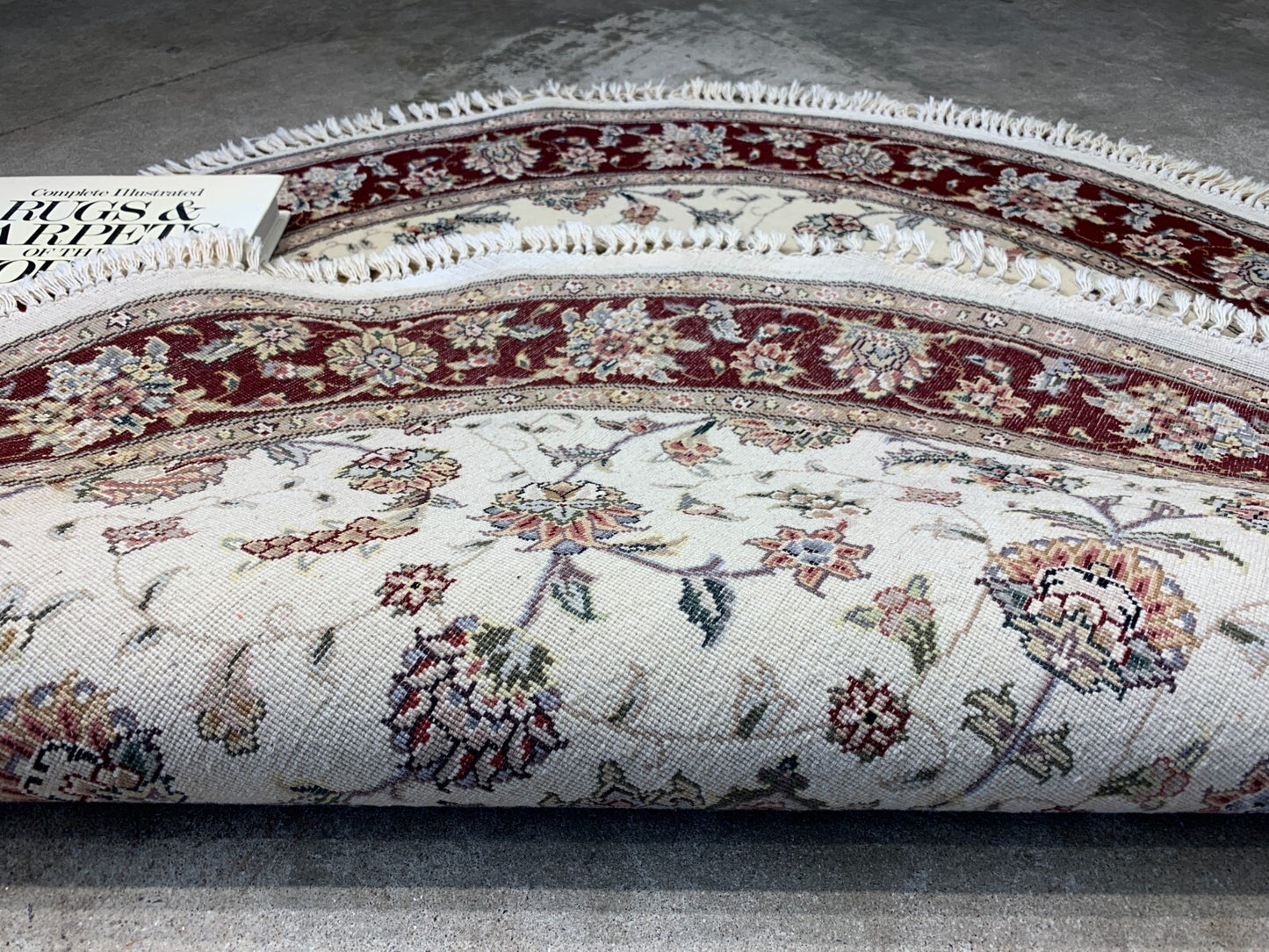 4' Diameter Exquisite Hand-Knotted 100% Wool Pile Oriental Rug