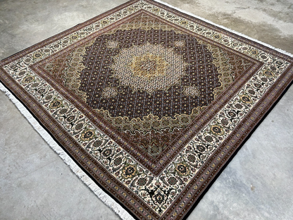 6'6"x6'8" Very Fine Hand-Knotted Wool & Silk Tabrize Rug