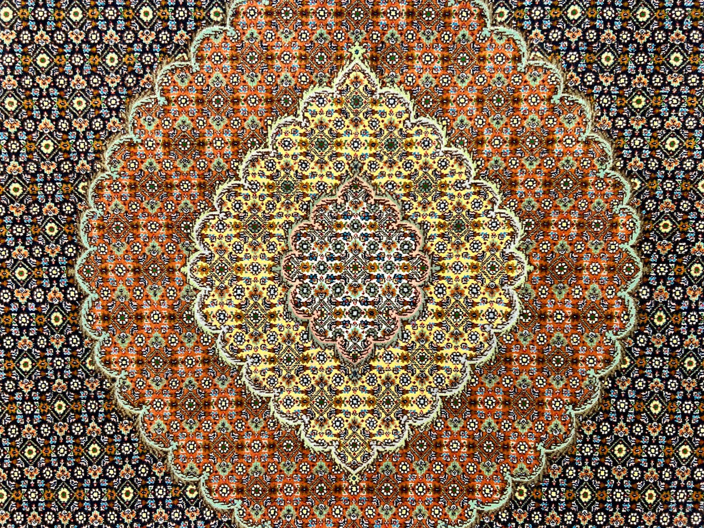 6'8"x10'2" Fine Hand-Knotted Wool & Silk Oriental Tabrize Rug - Area Carpet