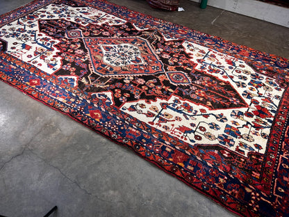 5'4" x 10'4" Hand-Knotted 100% Wool Nahavande Area Rug