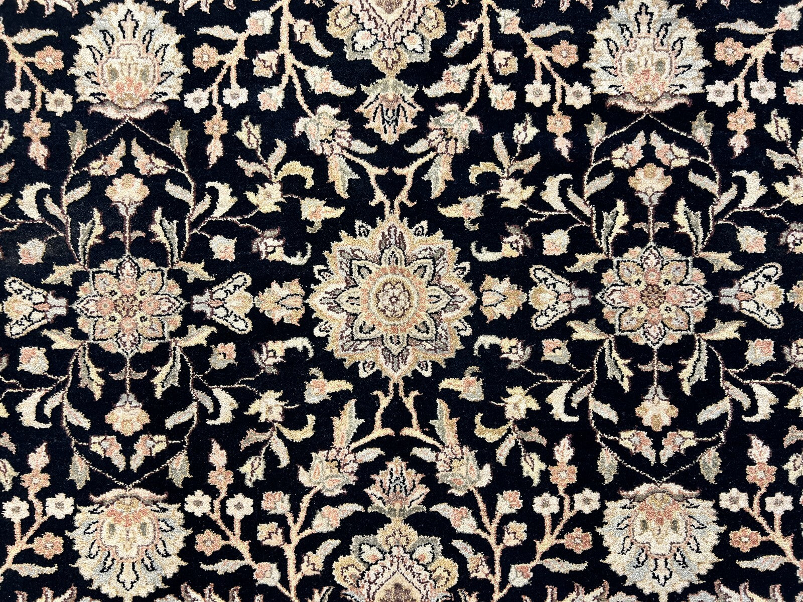 8'10"x12'7" Hand-Knotted 100% Lamb Wool IndoAgra Carpet - Area Rug