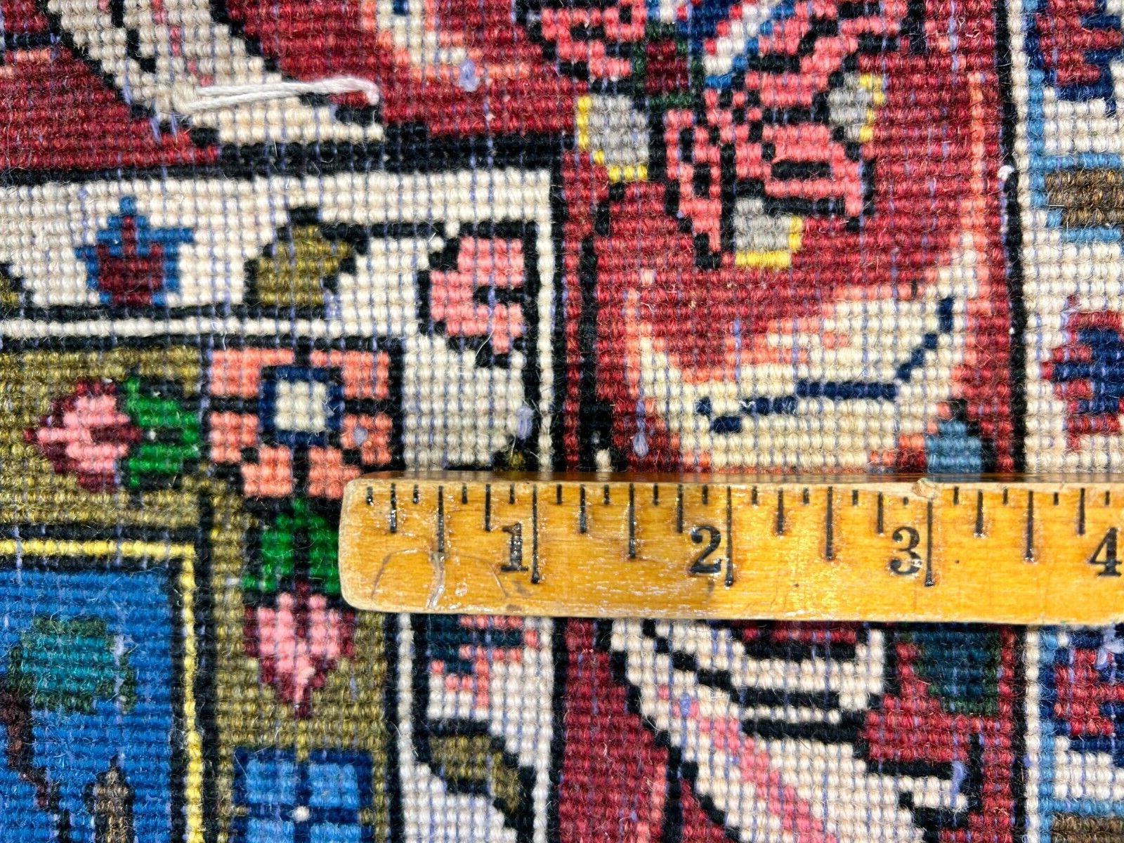 3'5"x5'2" Hand-Knotted 100% Lamb Wool Bakhtiarie Carpet - Area Rug