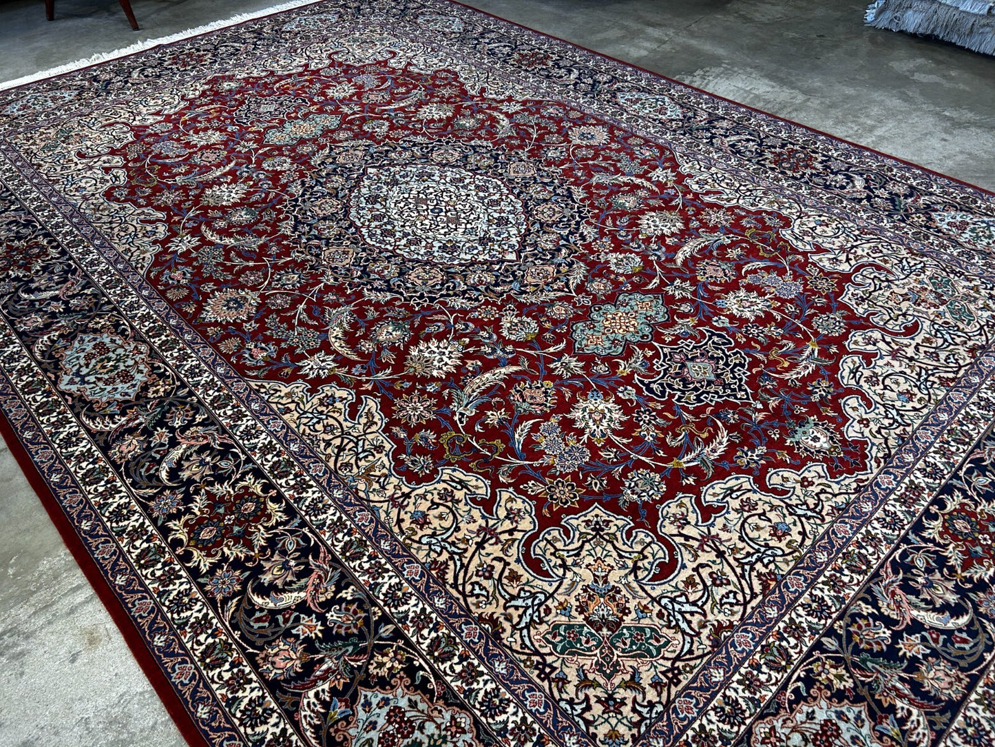 8'1"x11'9" Extra Fine Hand-Knotted Wool & Silk Isfahane Rug