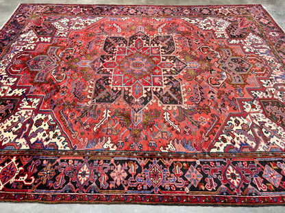 8'9"x11'4" Hand-Knotted 100% Wool Pile Herize Rug