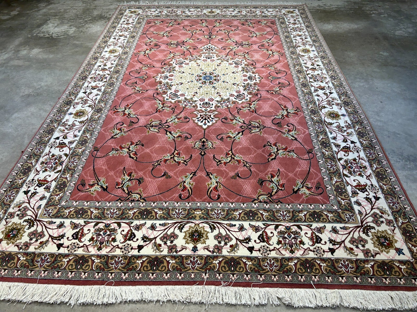 6'8"x10'4" Fine Hand-Knotted Wool & Silk Tabrize Rug - Area Carpet