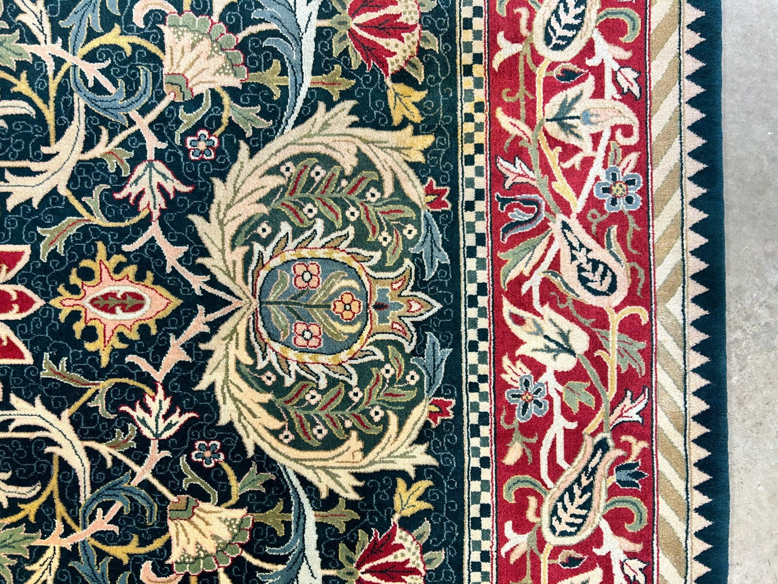 9'x12' Hand-Knotted 100% Wool Pile Oriental Rug