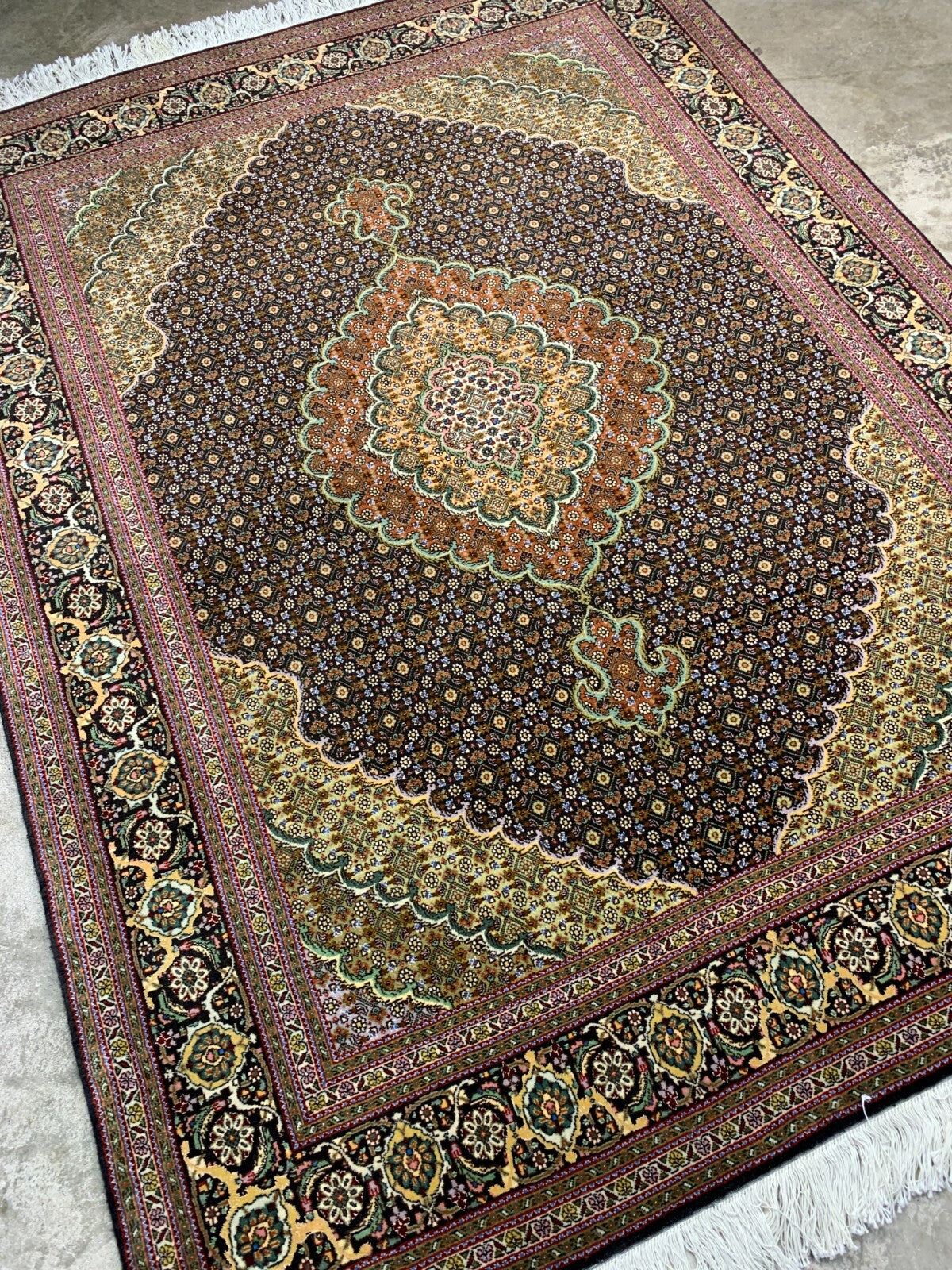 5'x6'8" Fine Hand-Knotted Wool & Silk Blend Tabrize Mahi Carpet - Area Rug