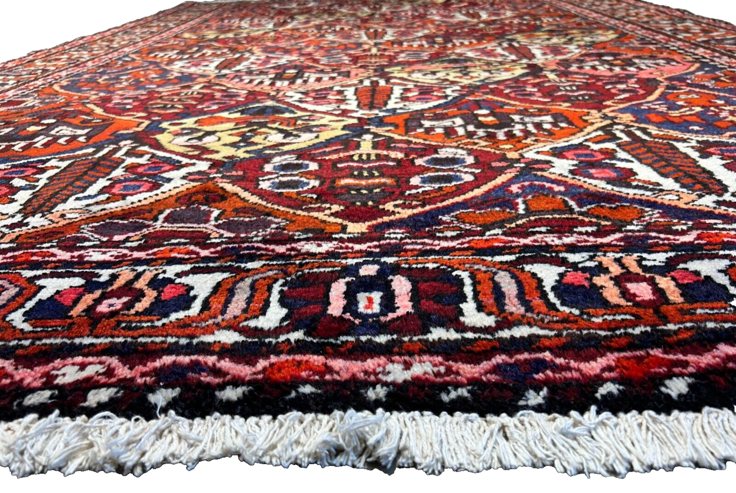6'6"x10'1" Hand-Knotted 100% Lamb Wool Bakhtiarie Carpet - Area Rug