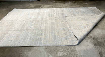 6'x8'11" Hand-Knotted 100% Wool Pile Modern Rug