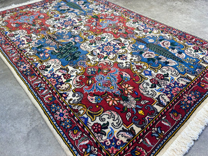 3'5"x5'2" Hand-Knotted 100% Lamb Wool Bakhtiarie Area Rug