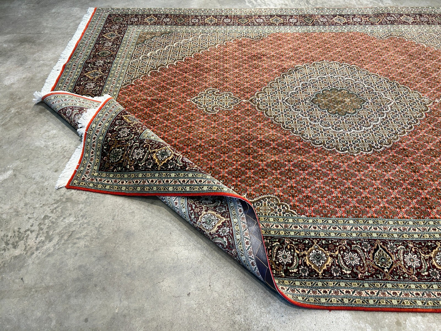 6'6"x9'6" Fine Hand-Knotted Wool & Silk Blend Tabrize Mahi Carpet - Area Rug