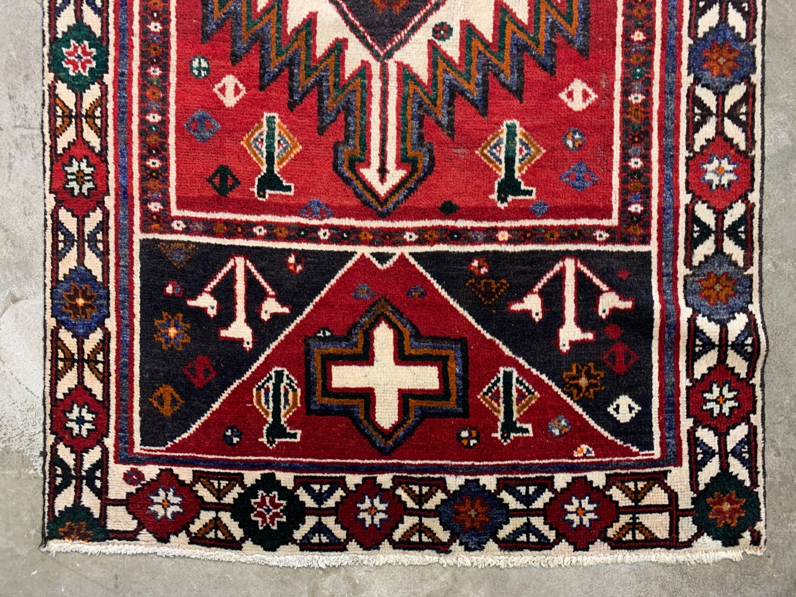 4'0" x 7'1" Hand-Knotted 100% Wool Pile Nahavande Area Rug - Carpet