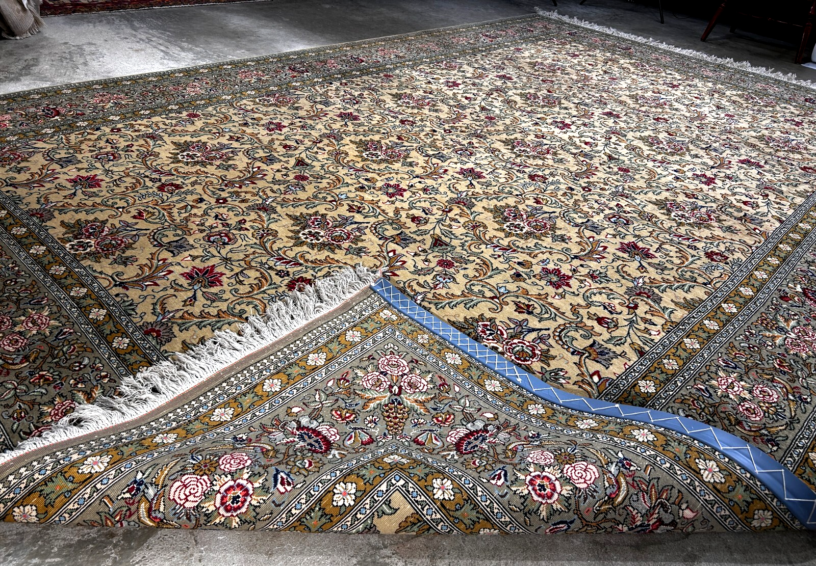 7'x11'6" Very Fine Hand-Knotted Wool & Silk Qume Rug