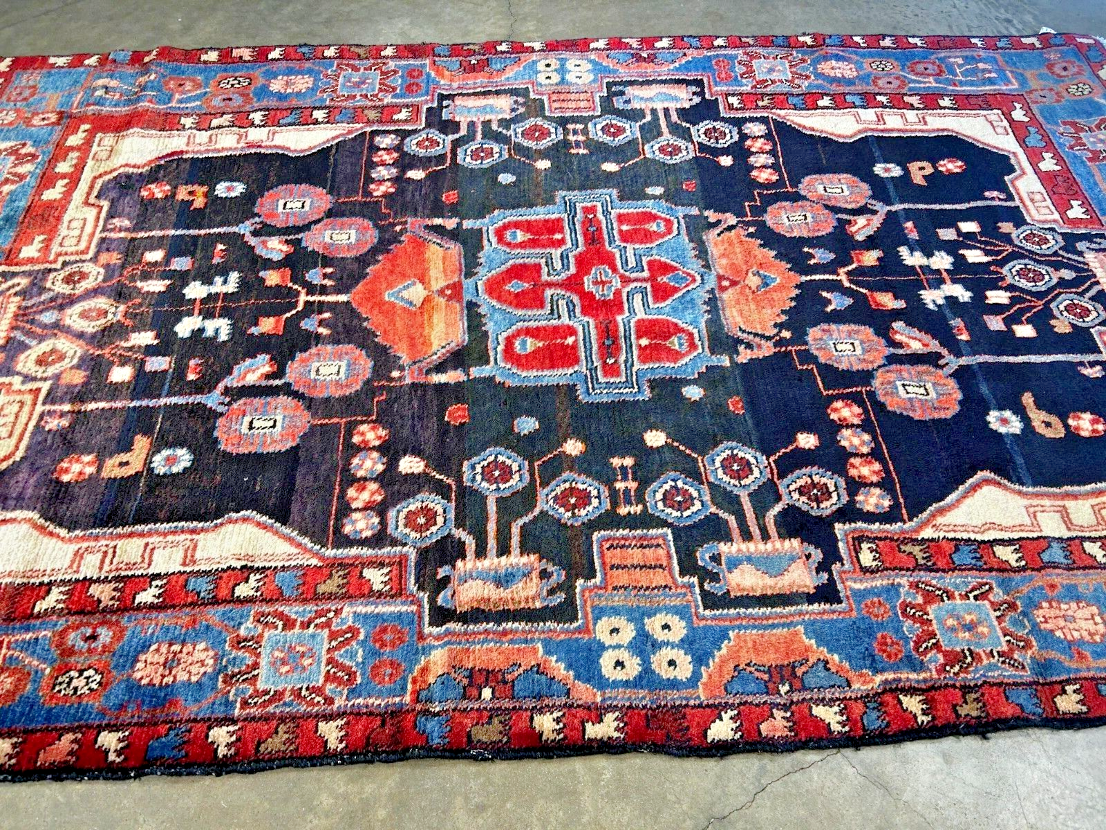 4'0" x 7'8" Hand-Knotted 100% Wool Pile Nahavande Area Rug