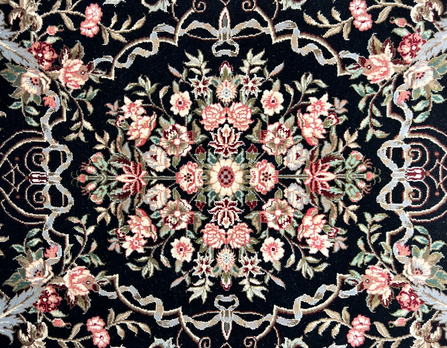 5'6"x8'6'' Hand-Knotted 100% Wool Pile Sino-Persiane Area Rug - Area Carpet