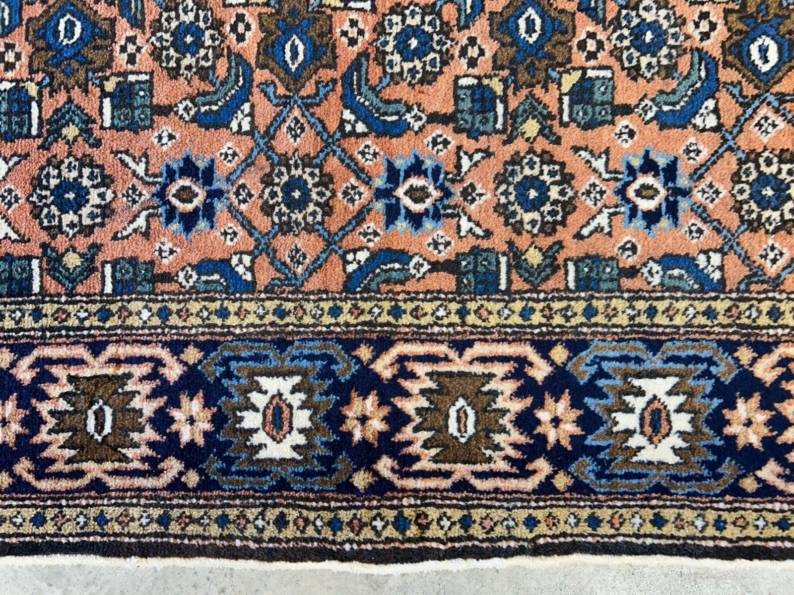 3’4”x5’2” Vintage Hand-Knotted 100% Wool Pile Bidjar Area Rug - Carpet