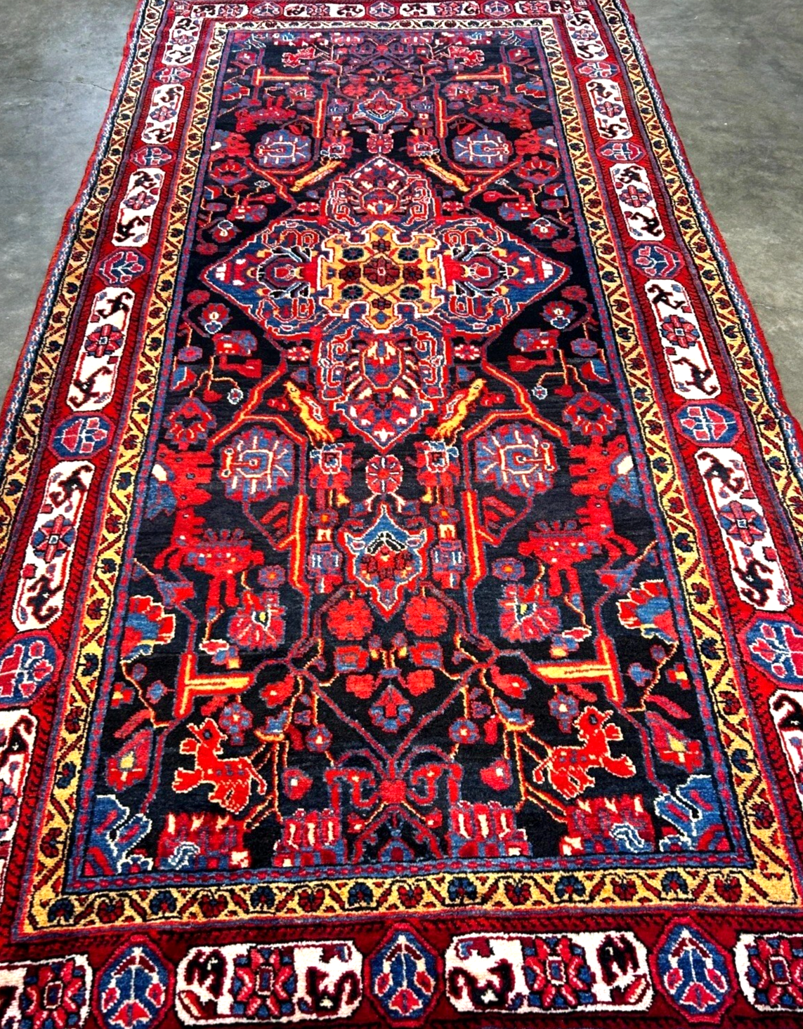 5'0" x 9'5'' Hand-Knotted 100% Lamb Wool Pile Nahavande Area Rug