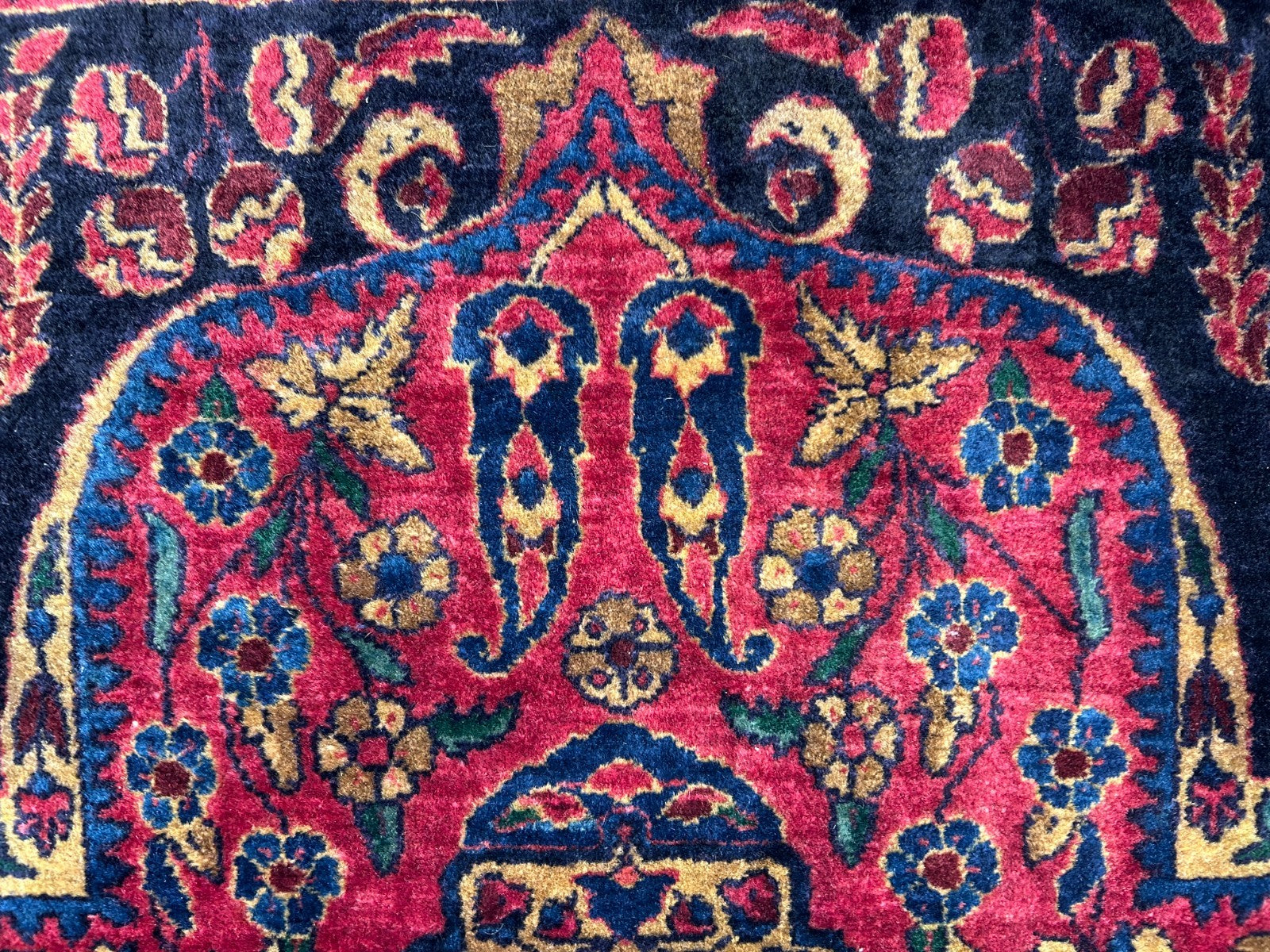 4'5"x6'6" Rare Antique Hand-Knotted 100% Wool Pile Sarouke Area Rug - Carpet