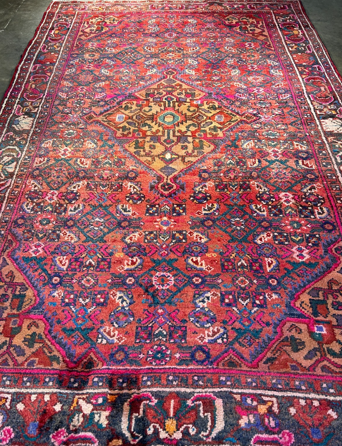 5'1" x 8'1" Hand-Knotted 100% Wool Pile Hamadane Sennehe Area Rug