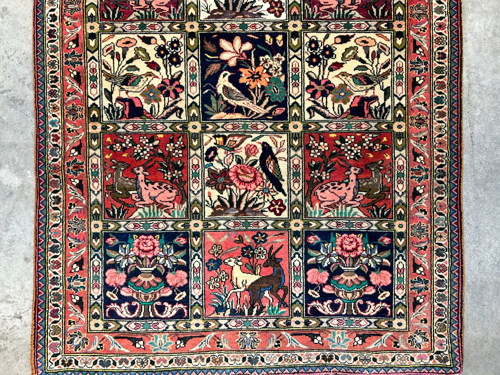 3'5"x4'10" Hand-Knotted 100% Lamb Wool Bakhtiarie Carpet - Area Rug