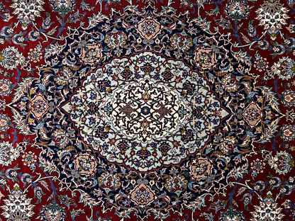 8'1"x11'9" Extra Fine Hand-Knotted Wool & Silk Isfahane Rug