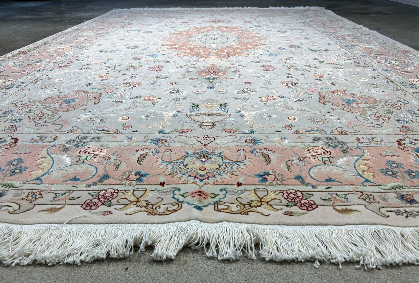 6'7"x9'10" Extra-Fine Hand-Knotted Wool & Silk Blend Tabrize Carpet - Area Rug