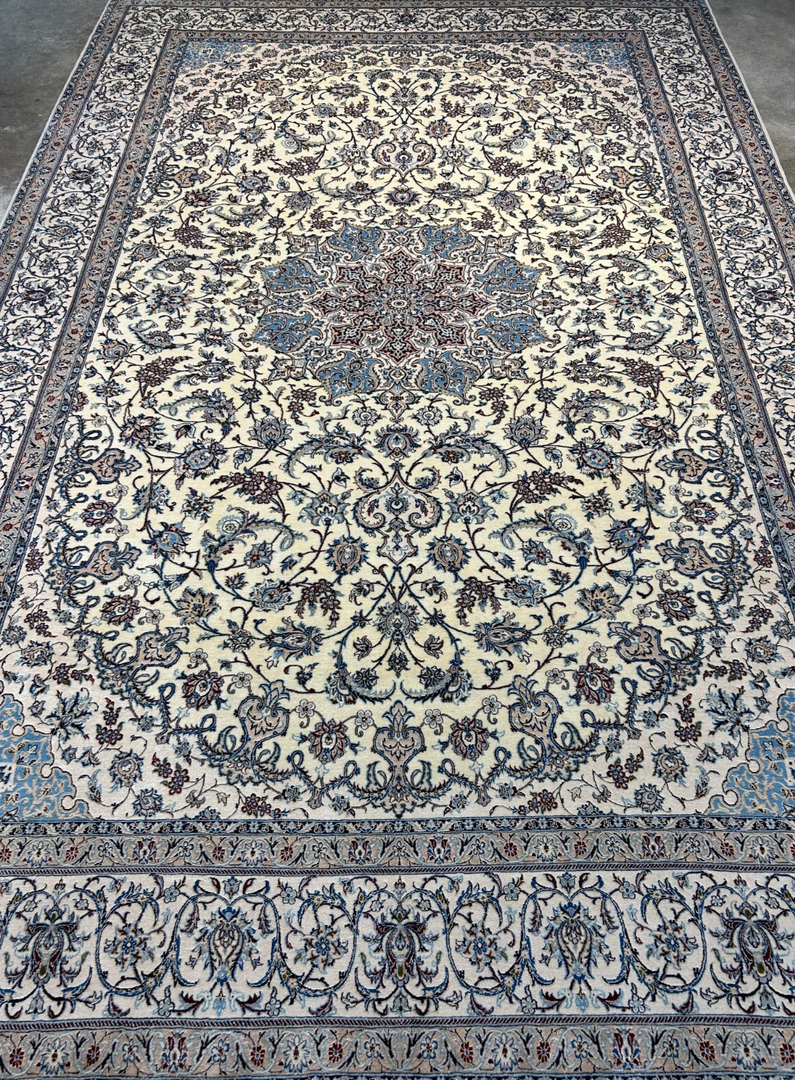 6'9"x10'7" Extremely Fine Hand-Knotted Wool & Silk Blend Naine Carpet - Area Rug