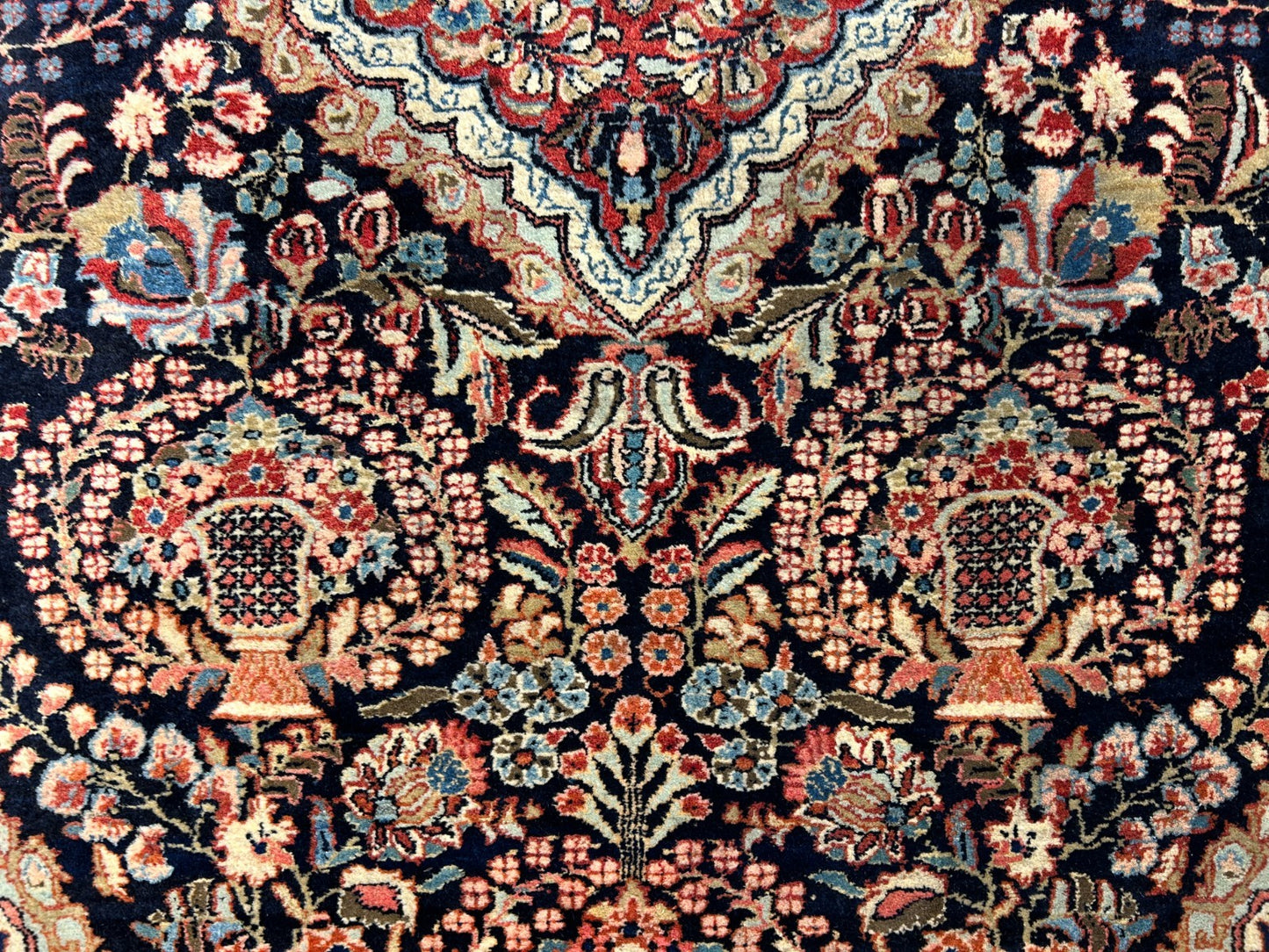 4'8"x7' Antique Hand-Knotted 100% Wool Pile Josane Area Rug - Carpet