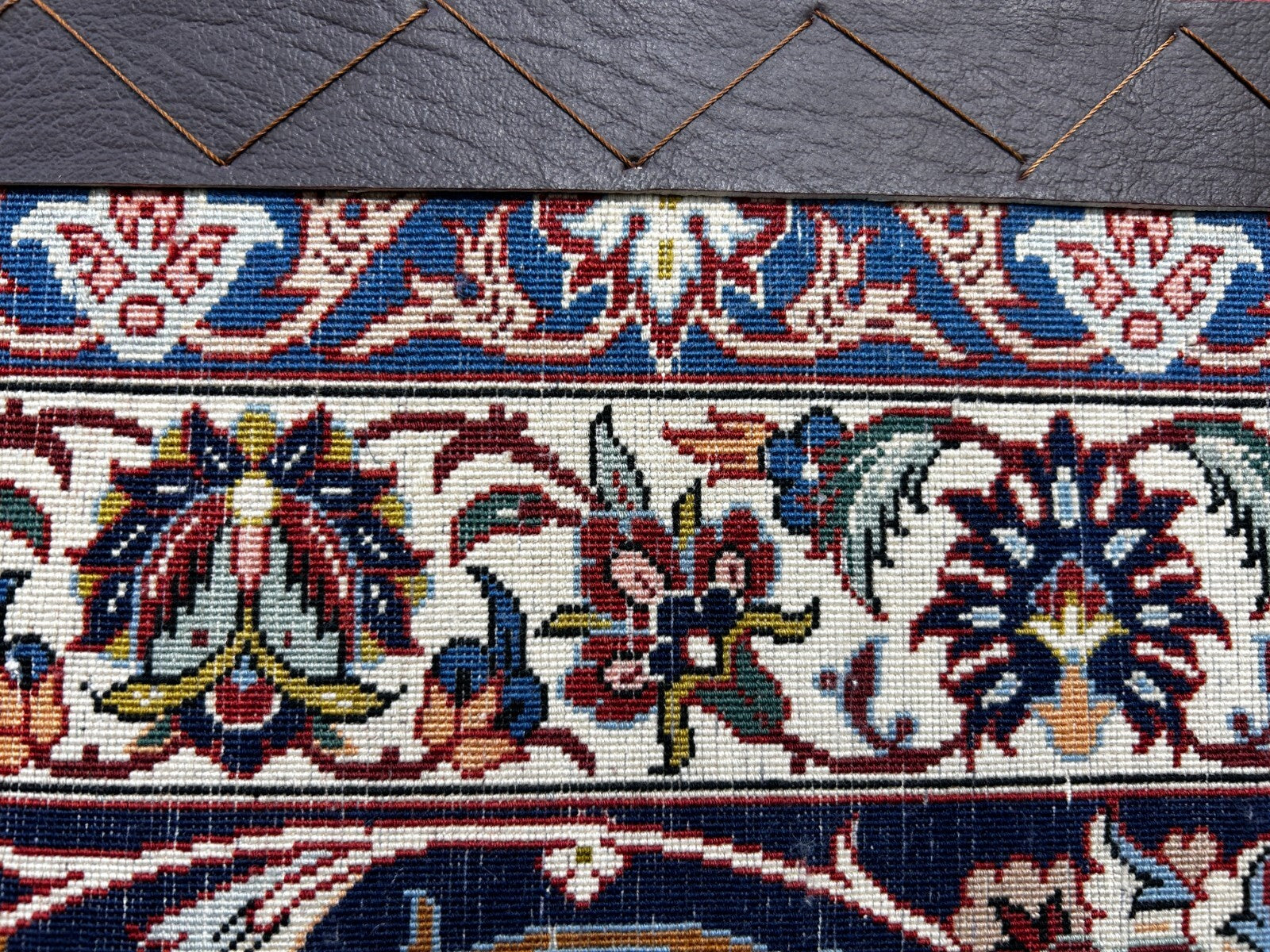 8'1"x11'9" Extra Fine Hand-Knotted Wool & Silk Isfahane Rug