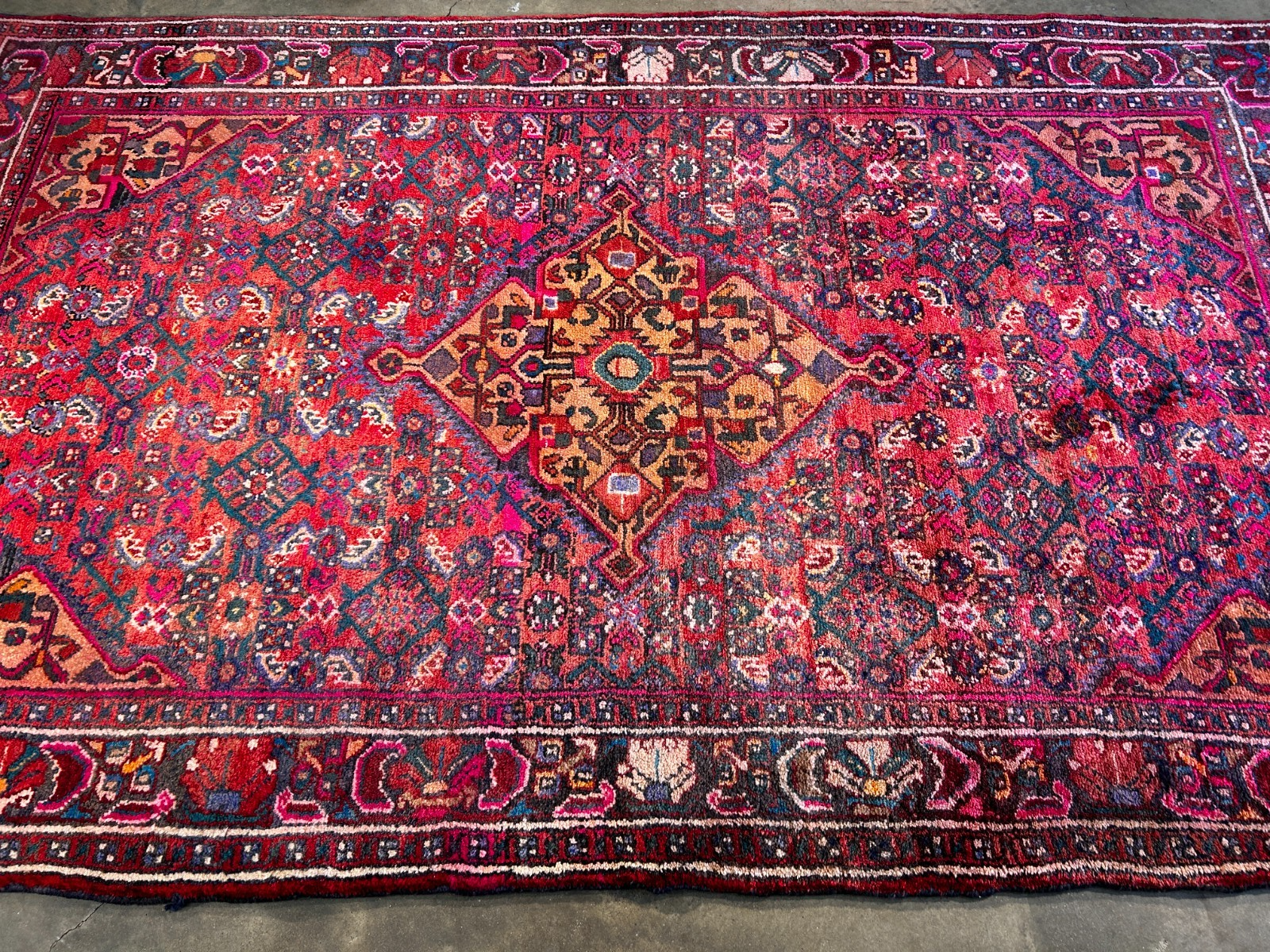 5'1" x 8'1" Hand-Knotted 100% Wool Pile Hamadane Sennehe Area Rug