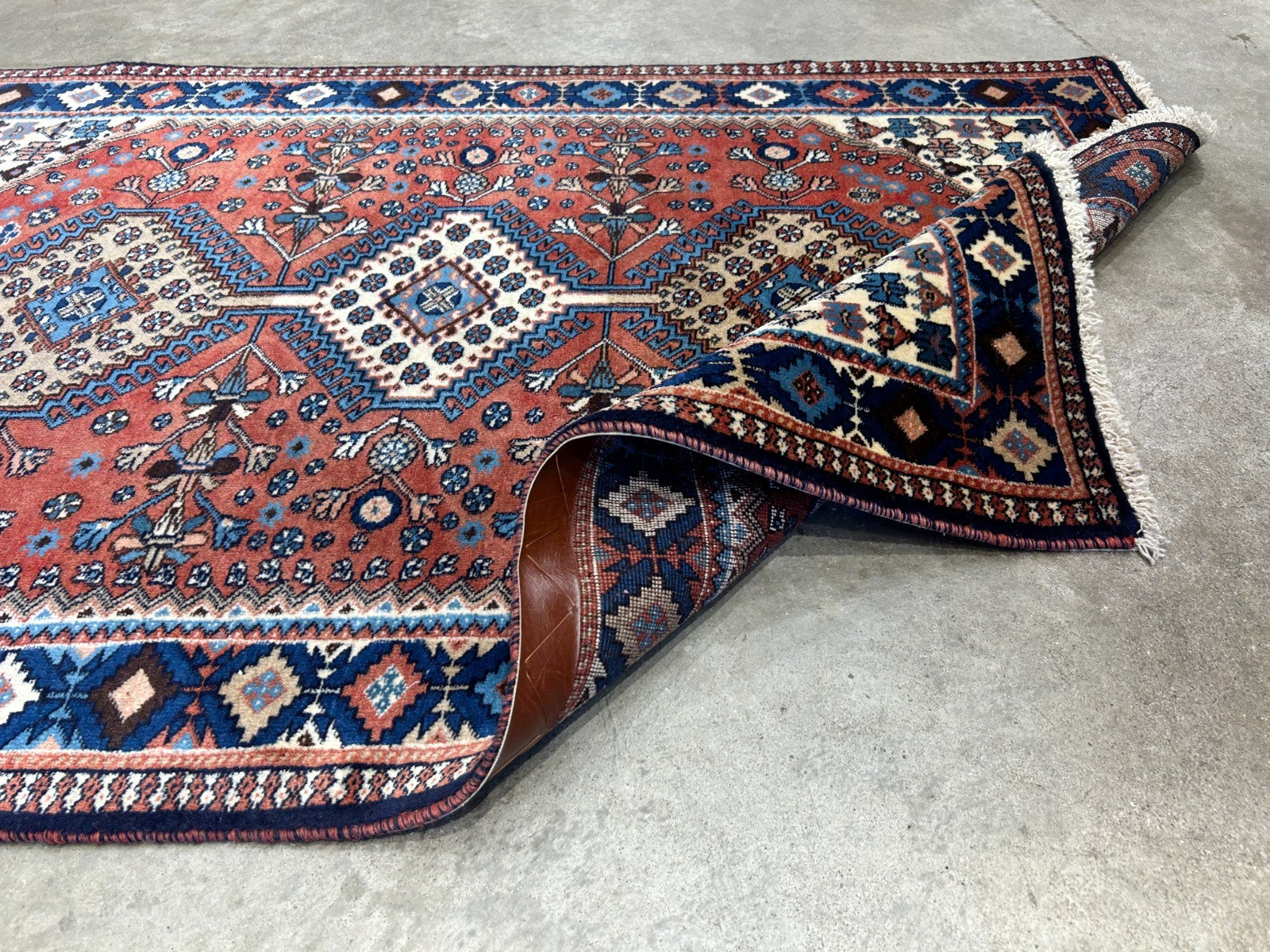 3'2"x5' Hand-Knotted 100% Wool Pile Yalamehe Rug