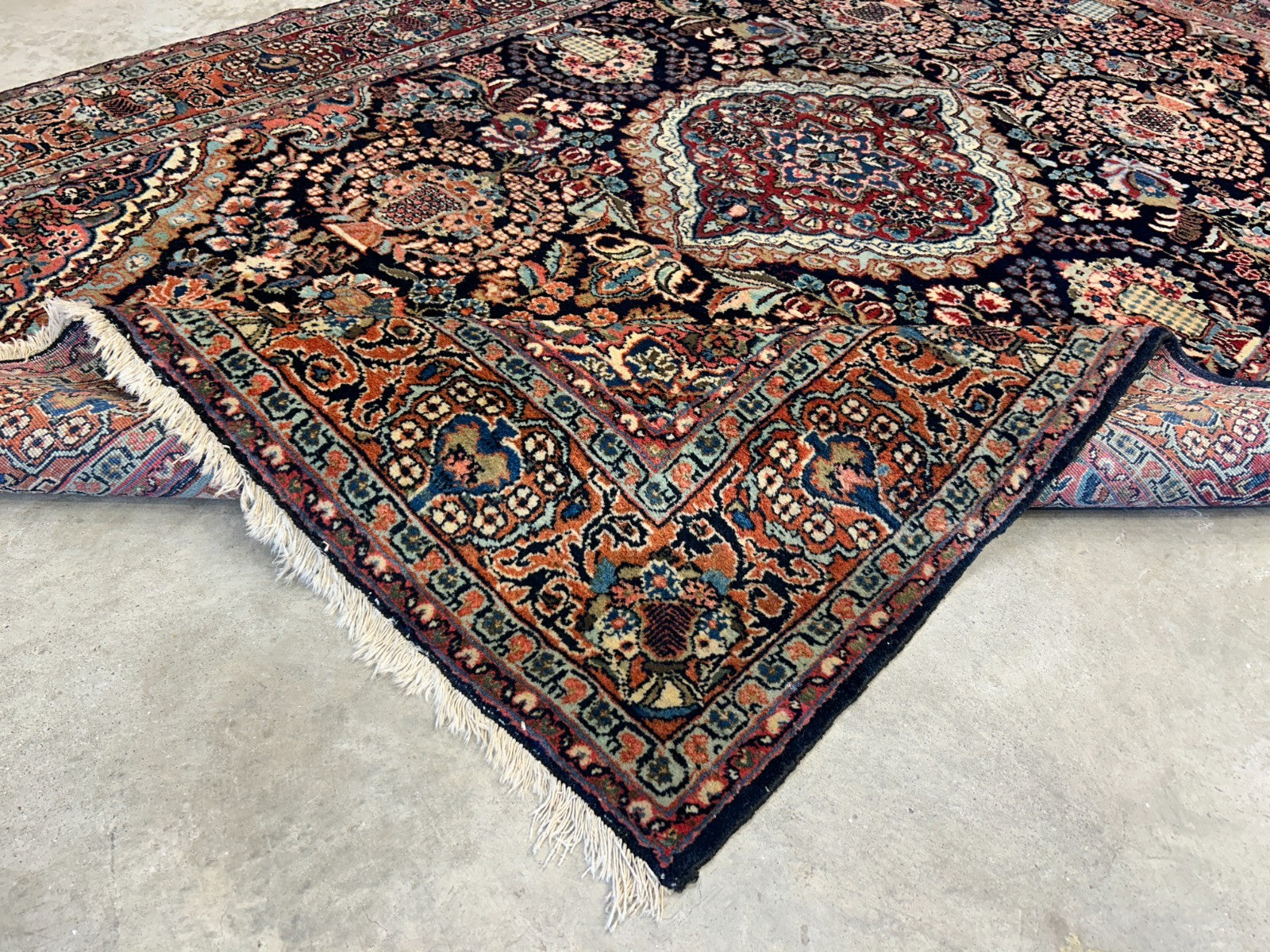 4'8"x7' Antique Hand-Knotted 100% Wool Pile Josane Area Rug - Carpet